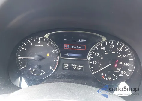 2015 Nissan Altima 2.5 Sv из США, поврежденный, VIN 1N4AL3AP3FC181830